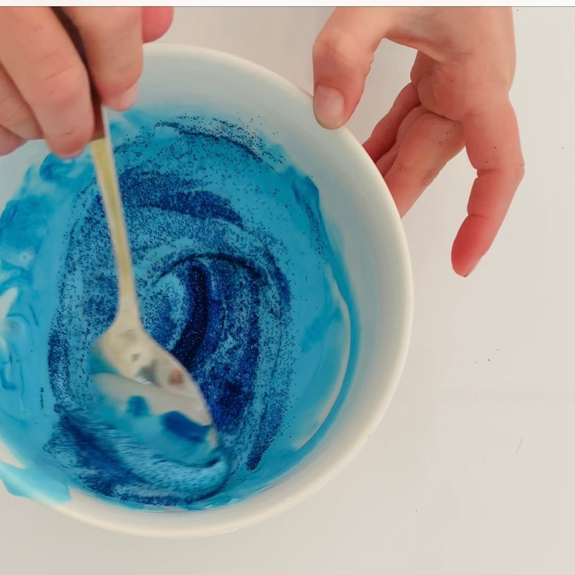 Make your own glitter slime - MakeKit DIY Craft Kits