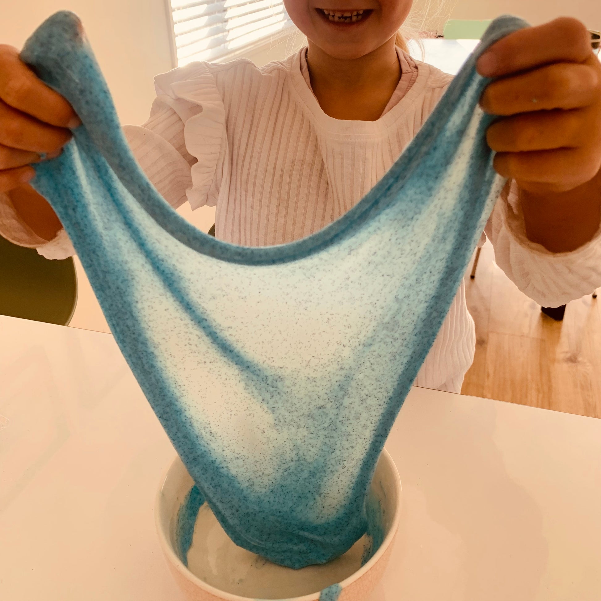 Make your own glitter slime - MakeKit DIY Craft Kits